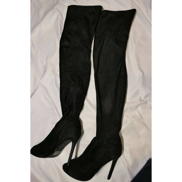OLIVIA JAMES Women's Black Faux Velvet Knee Length Boots Size 7 - Picture 1 of 11